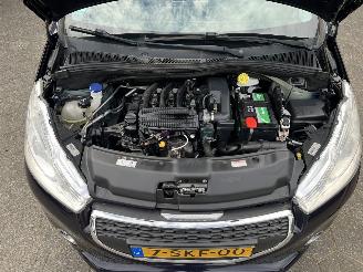 Peugeot 208 1.0 VTI BLUE LEASE picture 31