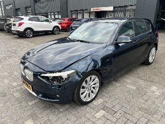 krockskadad bil auto BMW 1-serie 116i Business+ 2012/4