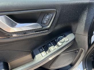 Ford Kuga 2.5 PHEV ST-Line picture 16