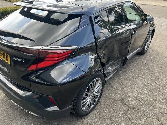 Toyota CH-R 2.0 Hybrid Executive picture 24