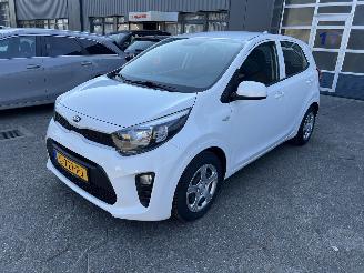 skadebil auto Kia Picanto 1.0 MPi ComfortPlusLine 2019/11
