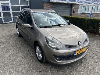 Renault Clio Estate 1.2 TCE Dynamique picture 7