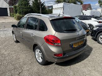 Renault Clio Estate 1.2 TCE Dynamique picture 5