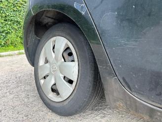 Toyota Yaris Yaris II (P9), Hatchback, 2005 / 2014 1.0 12V VVT-i picture 11