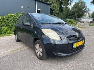 Toyota Yaris Yaris II (P9), Hatchback, 2005 / 2014 1.0 12V VVT-i picture 1
