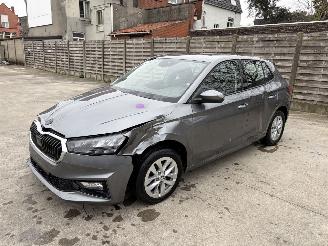 skadebil auto Skoda Fabia 4 1.0 TSI - 12V TURBO 2025/1