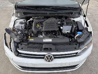 Volkswagen Polo VI 1.0 TSI 95 picture 17