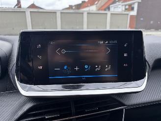 Peugeot 208 2 PHASE 1 1.2 VTI - 12V picture 9