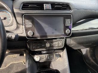 Nissan Leaf 40KWH picture 10