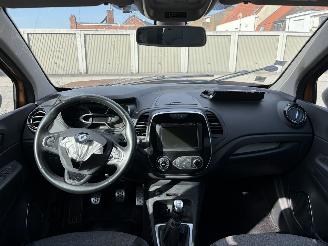 Renault Captur 1.3i - 16V TURBO TCE 130 picture 6