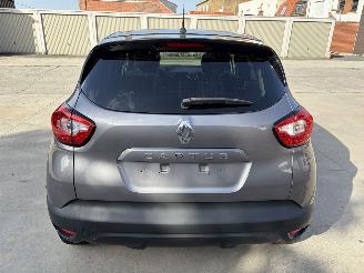 Renault Captur 1.2i - 16V TURBO TCE 120 picture 19