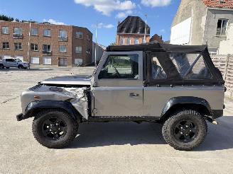 Land Rover Defender TD5 CABRIO picture 16