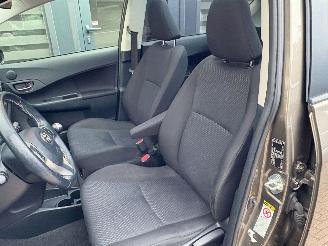Toyota Verso S 1.3 VVT-i Dynamic | Navi Panoramadak Camera picture 12