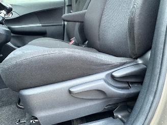Toyota Verso S 1.3 VVT-i Dynamic | Navi Panoramadak Camera picture 17