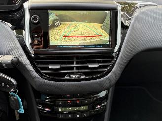 Peugeot 2008 1.2 PureTech Allure | Navi Panoramadak Camera picture 10