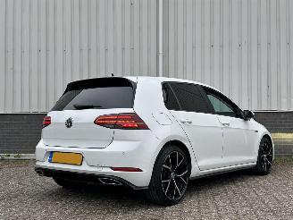 Volkswagen Golf 1.5TSI R-Line picture 3