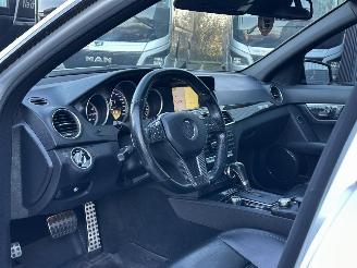 Mercedes C-klasse 6.2 amg picture 10