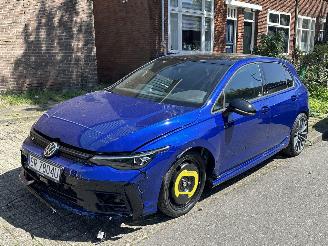 Unfallwagen Volkswagen Golf 2.0TSI R Panorama 2025/11