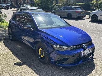 Volkswagen Golf 2.0TSI R Panorama picture 4