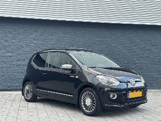 damaged passenger cars Volkswagen Up! 1.0 High Up! BlueMotion 2012/1