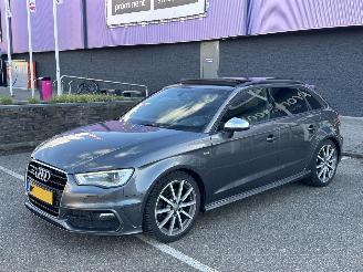 skadebil auto Audi A3 2.0TDI QUATTRO S-Line 2013/1