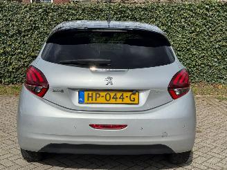Peugeot 208 1.2 Facelift Urban Soul picture 5