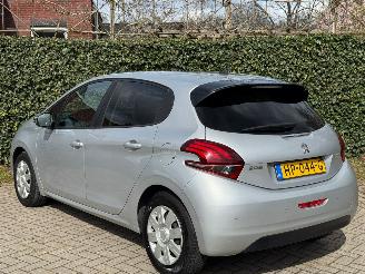 Peugeot 208 1.2 Facelift Urban Soul picture 6