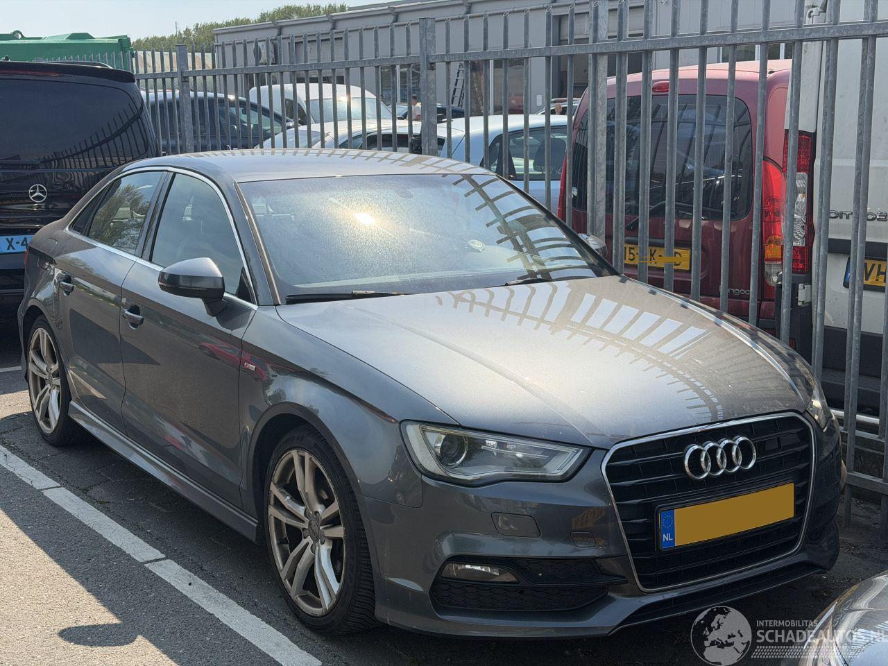 Audi A3 LIMOUSINE 1.4 S-LINE AUTOMAAT