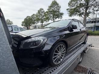 Mercedes A-klasse A220 CDI AMG PANO/AUTOMAAT picture 3