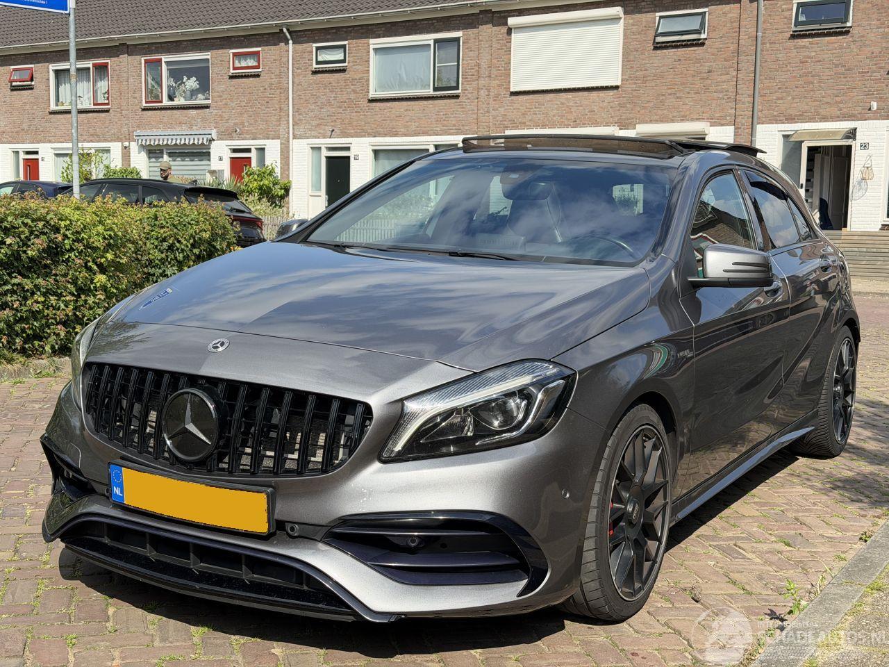 Mercedes A-klasse A45 AMG 4MATIC PANO/AUTOMAAT