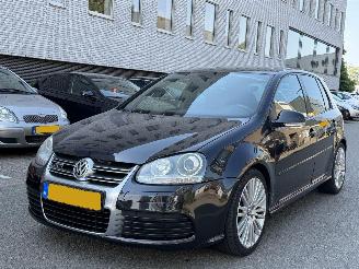 damaged passenger cars Volkswagen Golf 3.2 R32 DSG/LED 2007/1