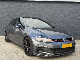 Volkswagen Golf 2.0TSI GTI PERFORMANCE FACELIFT PANO picture 7