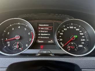 Volkswagen Golf 2.0TSI GTI PERFORMANCE FACELIFT PANO picture 19