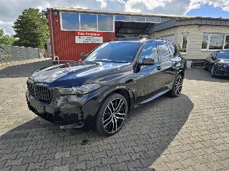 krockskadad bil auto BMW X5 50e Hybride PANORAMA AIRSUSPENSION 2025/8