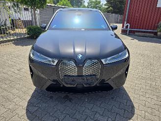 krockskadad bil auto BMW iX M60 PANORAMA SOFT-CLOSE 2023/8