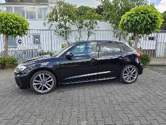 Audi A1 TFSi 30 S-LINE picture 4