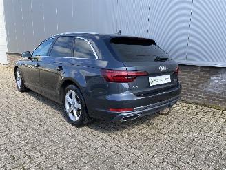 Audi A4 Sport-Line Leer, Navi, Trekhaak, Dynamische verlichting picture 3