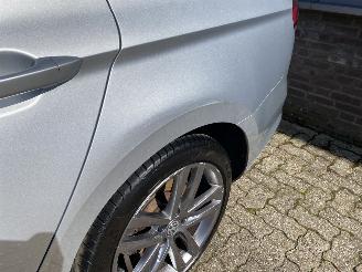 Volkswagen Passat Comfortline, Trekhaak, Camera, Airco picture 16