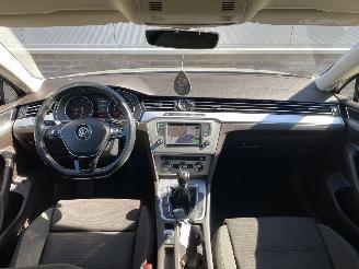Volkswagen Passat Comfortline, Trekhaak, Camera, Airco picture 30