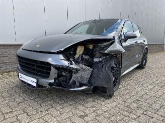 uszkodzony samochody osobowe Porsche Cayenne GTS 3.6 V6 440pk Bose, Sportchrono, Camera, Stoelverwarming Voor/Achter, Verwarmd Stuurwiel, LED| 2017/1