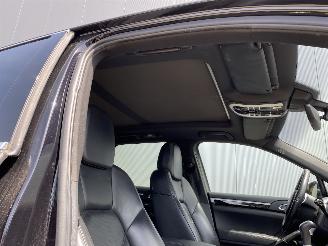 Porsche Cayenne 3.0 D Panoramadak , Bose , Navi , Camera , Luchtvering picture 50