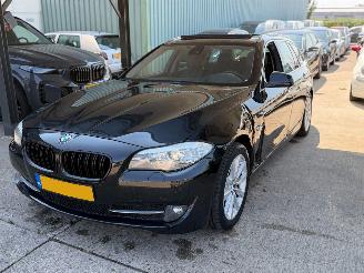 Coche accidentado BMW 5-serie 523i High Executive Leder Xenon Pano 2011/8