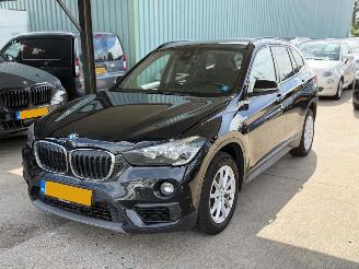 krockskadad bil auto BMW X1 SDRIVE 118i High Executive Automaat Leder Camera 2018/11