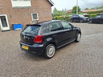 krockskadad bil auto Volkswagen Polo 1.2 tsi  66kw 5drs airco 2012/8