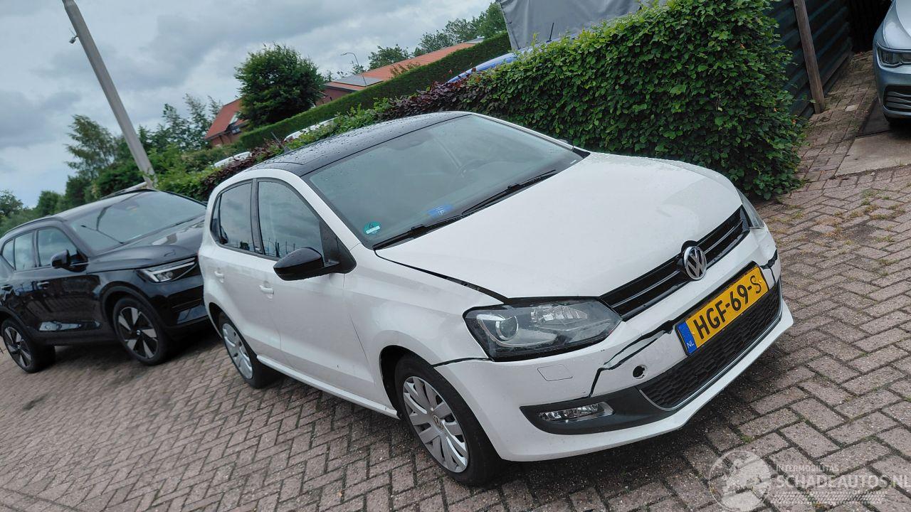 Volkswagen Polo 1.4i 16v 63kw pano  navi