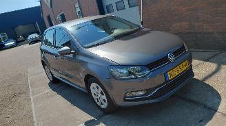 damaged passenger cars Volkswagen Polo 1.2 tsi 66kw  airco 5drs 2017/5