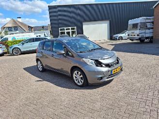 Unfallwagen Nissan Note 1.2 98pk automaat  navi clima 2015/10