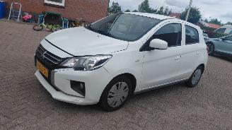 Mitsubishi Space-star 1.2i connect airco navi picture 2