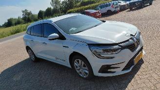 Schadeauto Renault Mégane 1.3 tce  103kw  automaat   140pk  navi clima 2022/1