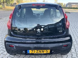 Peugeot 107 1.0 ACTIVE AIRCO RIJDBARE SCHADE! BOUWJAAR 2013  1750 EURO picture 4